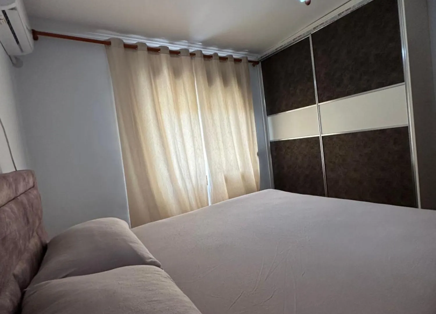 Memo Shkurti Apartment Gjirokaster Albania